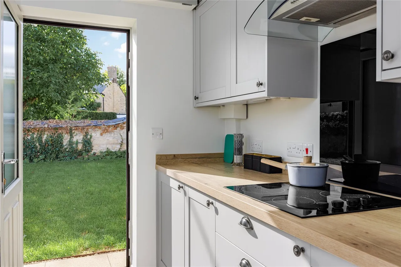 North Street, Islip, OX5, photo 9