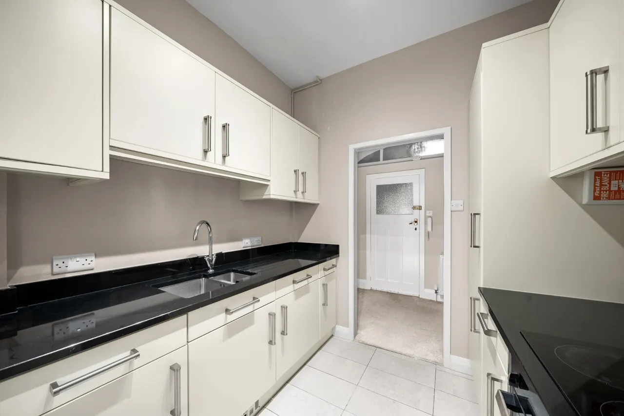 Kent Road, Harrogate, HG1, photo 5