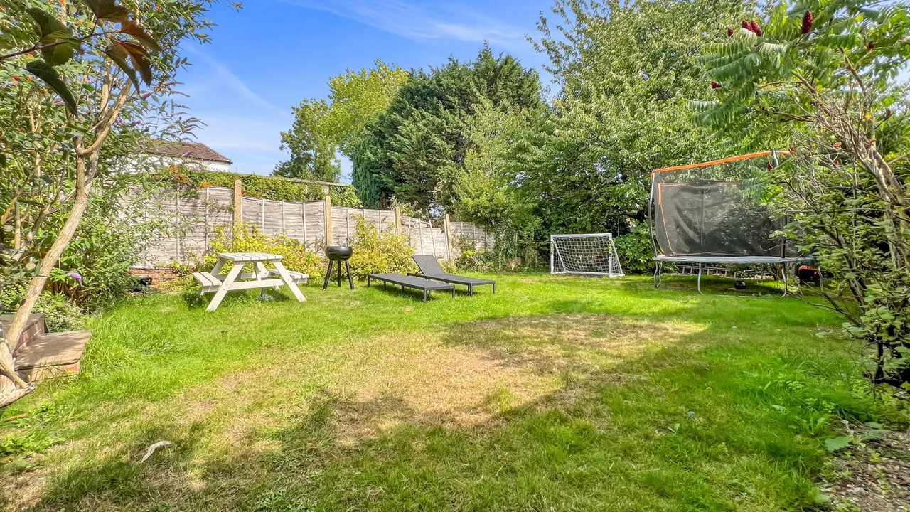 Coulsdon, Surrey, photo 20