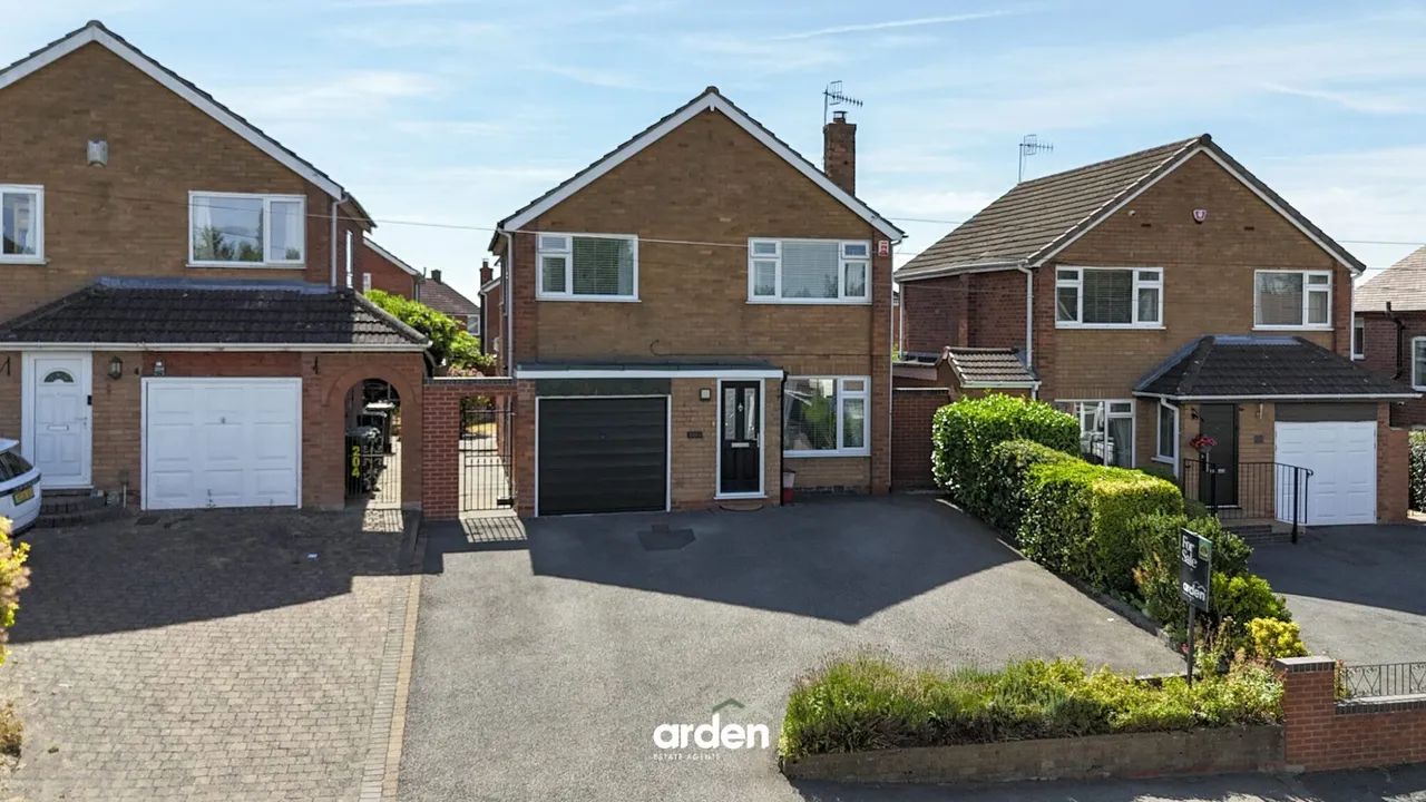 3 bed house for sale, Old Birmingham Road, B60