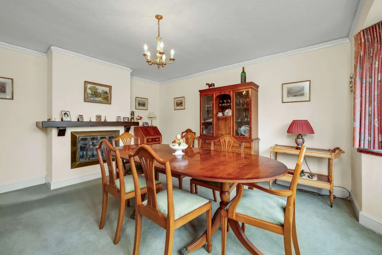 Ashley Drive, Walton-on-Thames, KT12, photo 10