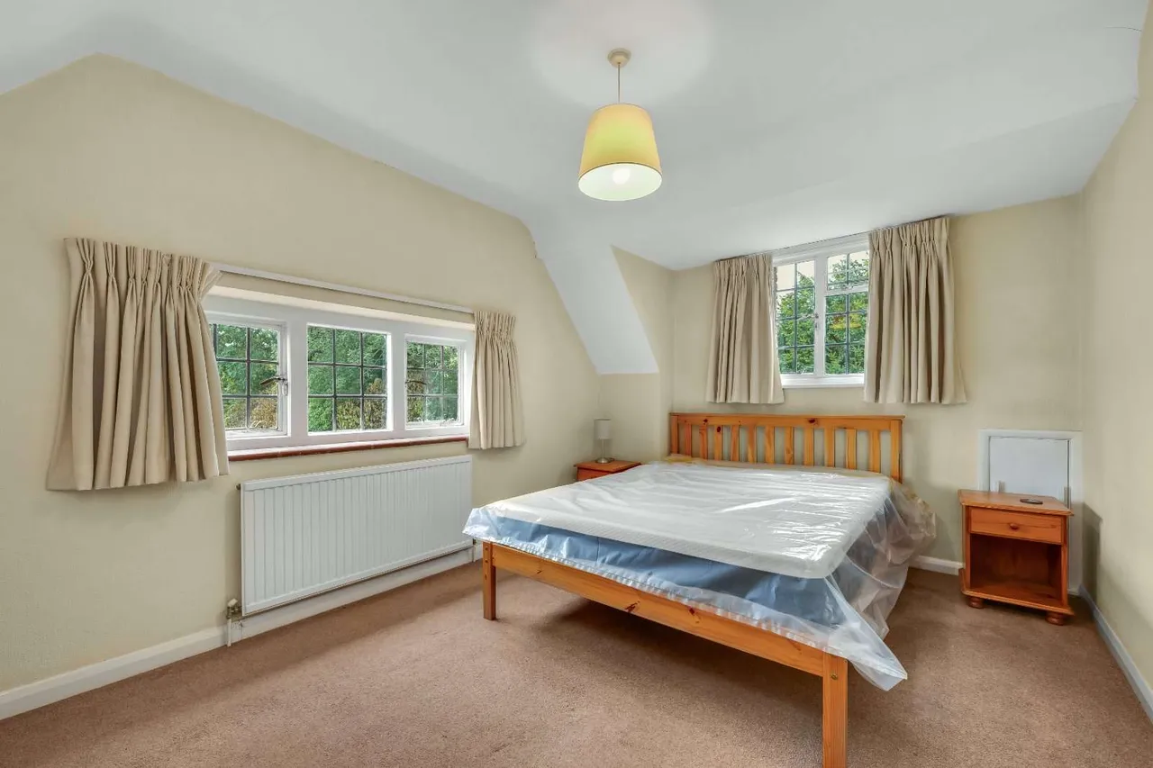Ashley Drive, Walton-on-Thames, KT12, photo 20