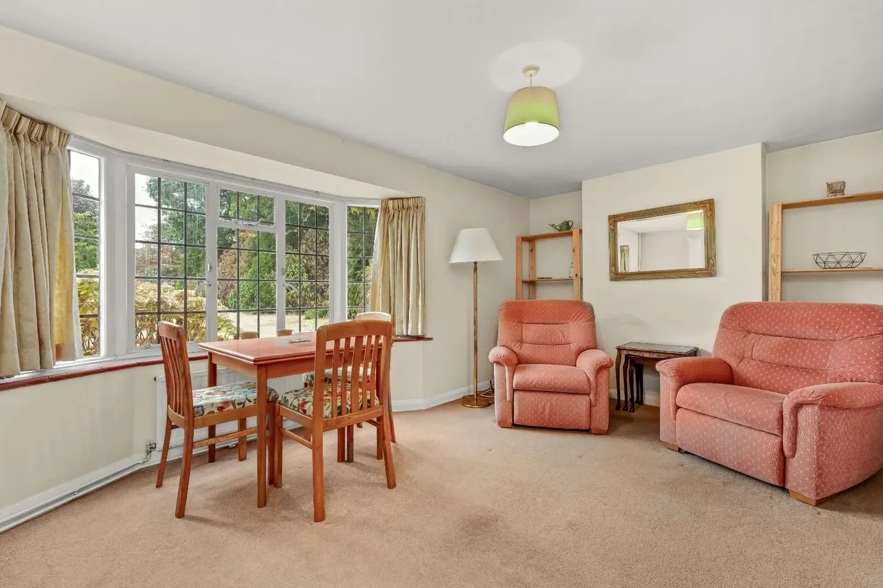 Ashley Drive, Walton-on-Thames, KT12, photo 17