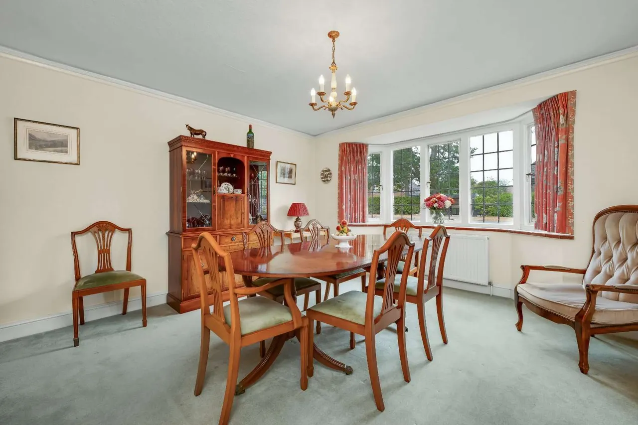 Ashley Drive, Walton-on-Thames, KT12, photo 5