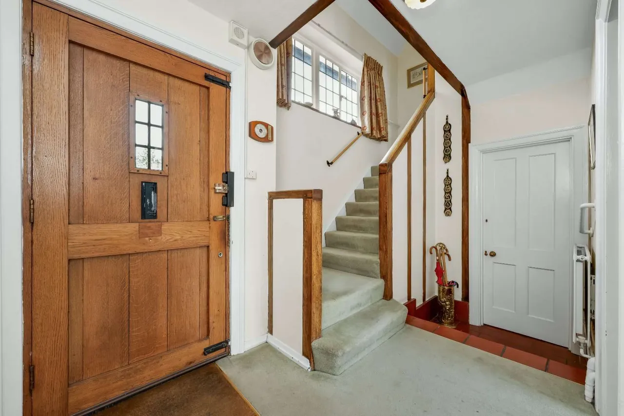 Ashley Drive, Walton-on-Thames, KT12, photo 22