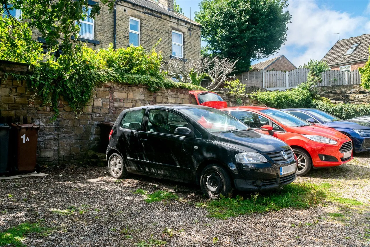 Fartown, Pudsey, LS28, photo 8