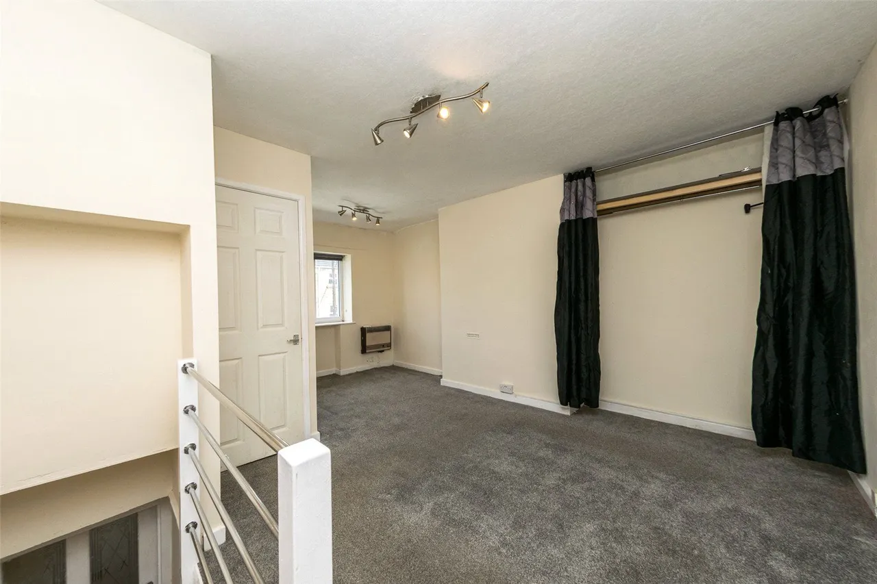 Fartown, Pudsey, LS28, photo 5