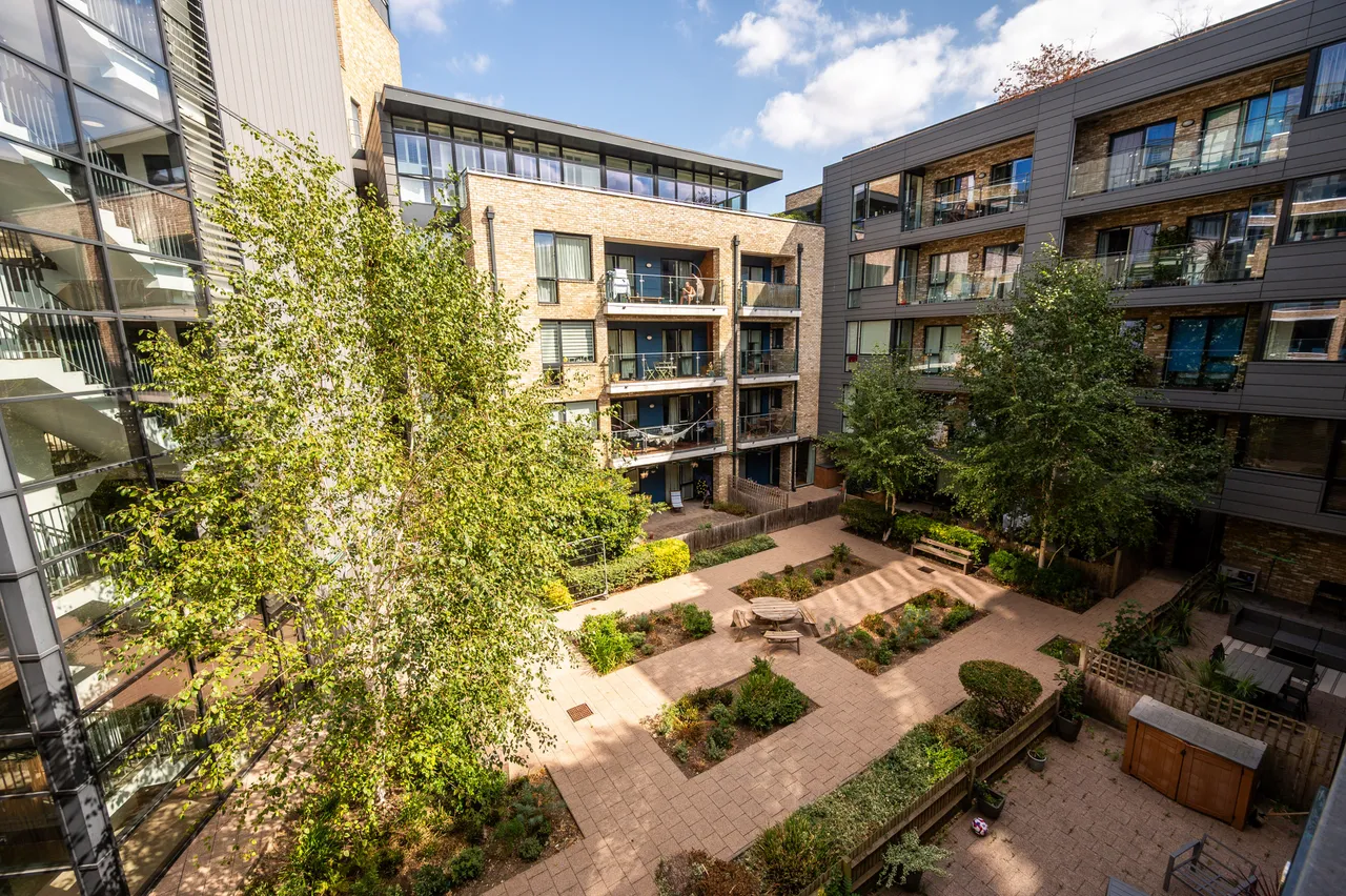 13 Roffo Court, Boyson Road, London, photo 11