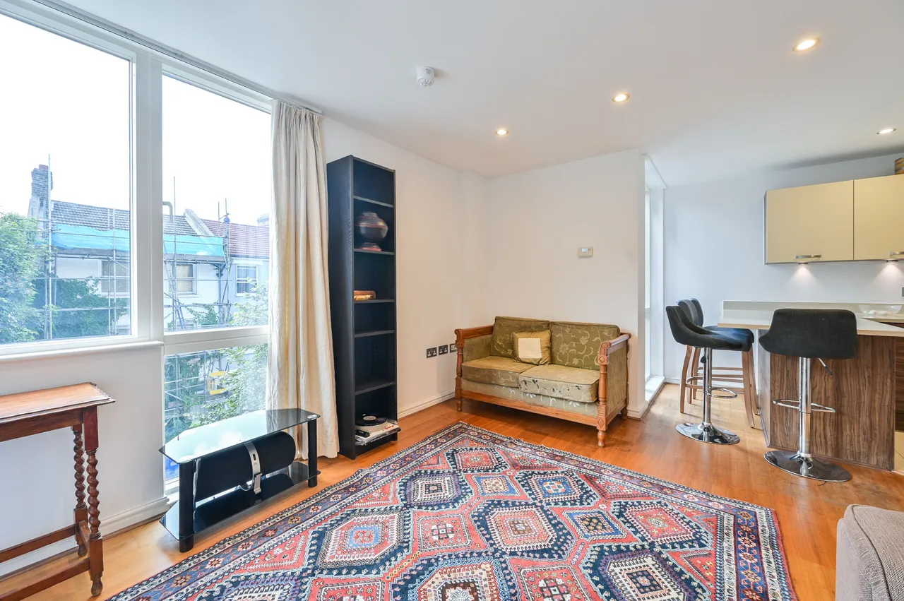 13 Roffo Court, Boyson Road, London, photo 8