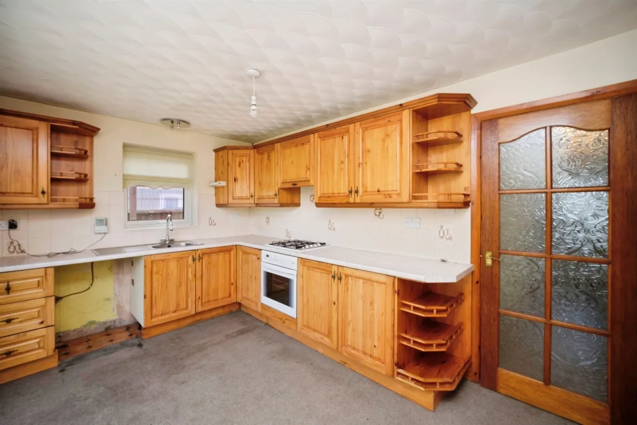 Ridgewood Drive, Wirral, photo 4