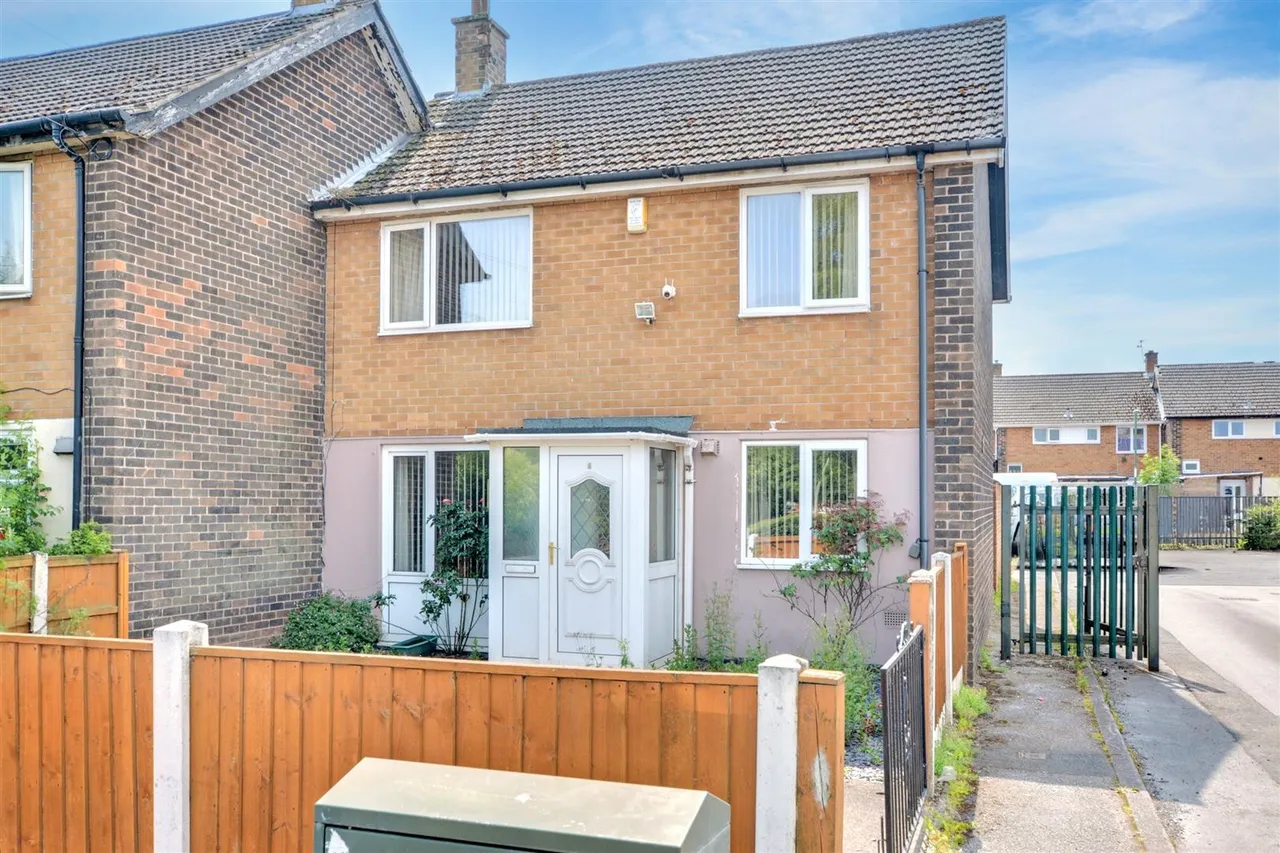 Cuxton Close, Strelley, NG8, photo 9
