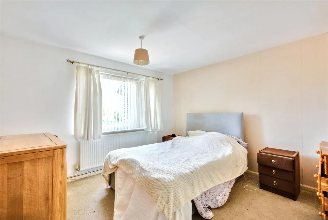 Cuxton Close, Strelley, NG8, photo 6