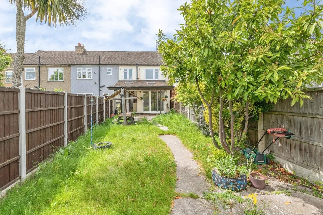 Grovelands Way, Grays, Essex, RM17, photo 3