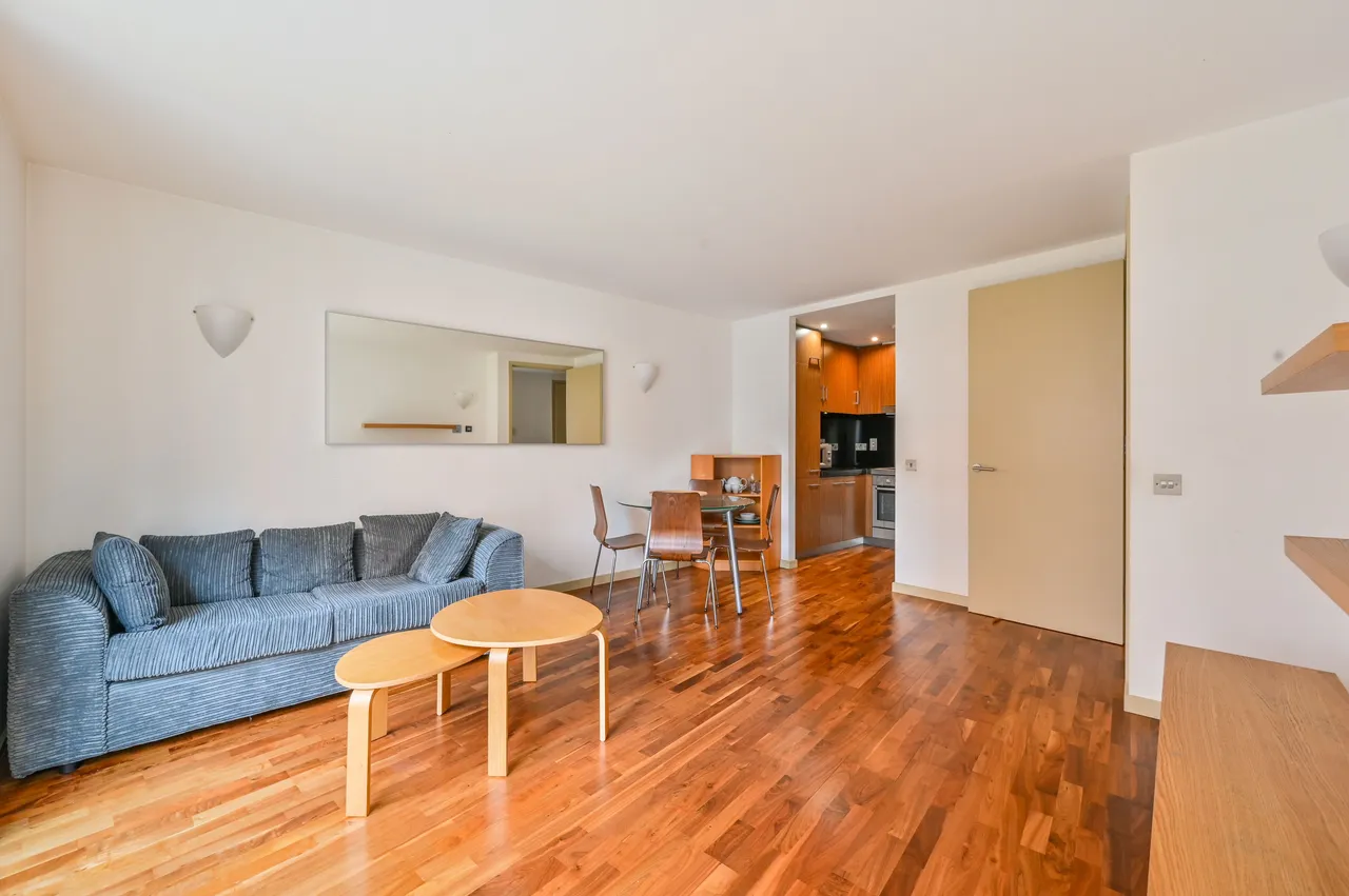 115 New Providence Wharf, 1 Fairmont Avenue, London, photo 5