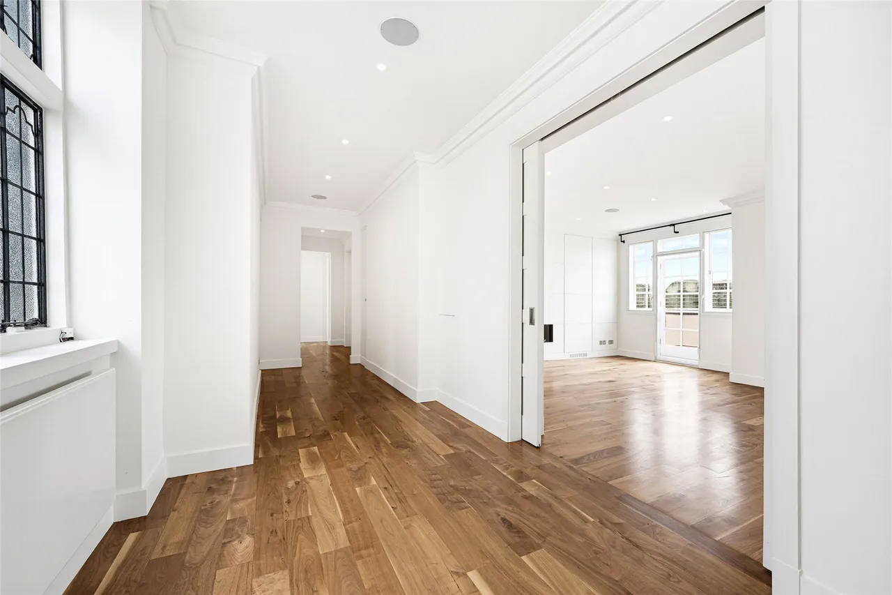 Cheyne Walk, London, SW3, photo 3