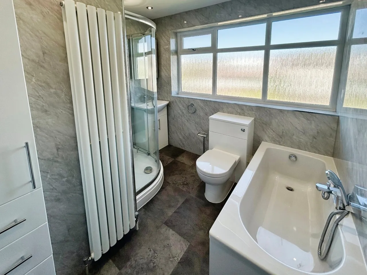 Cedar Drive, Urmston, M41, photo 13