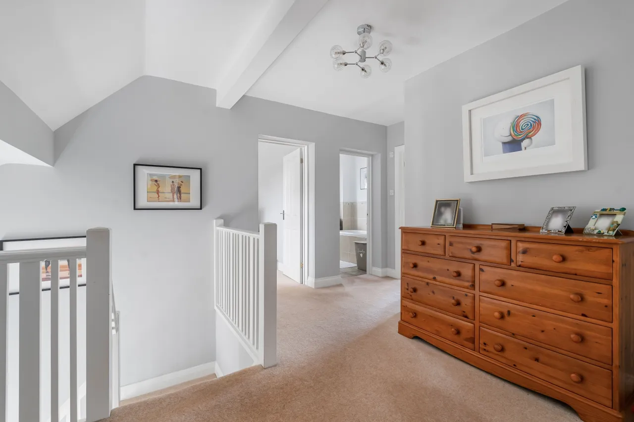 Manor Way, Surrey Egham, TW20, photo 13