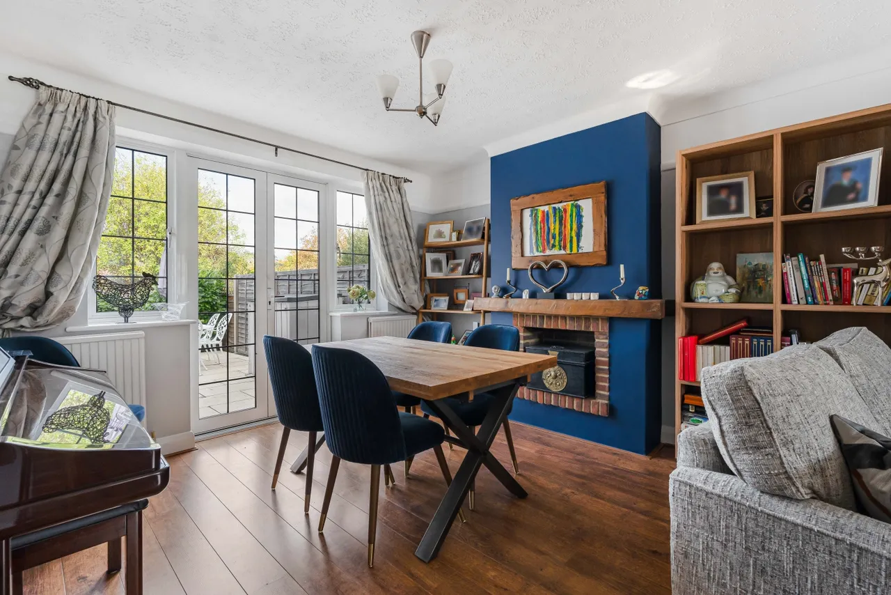 Manor Way, Surrey Egham, TW20, photo 3