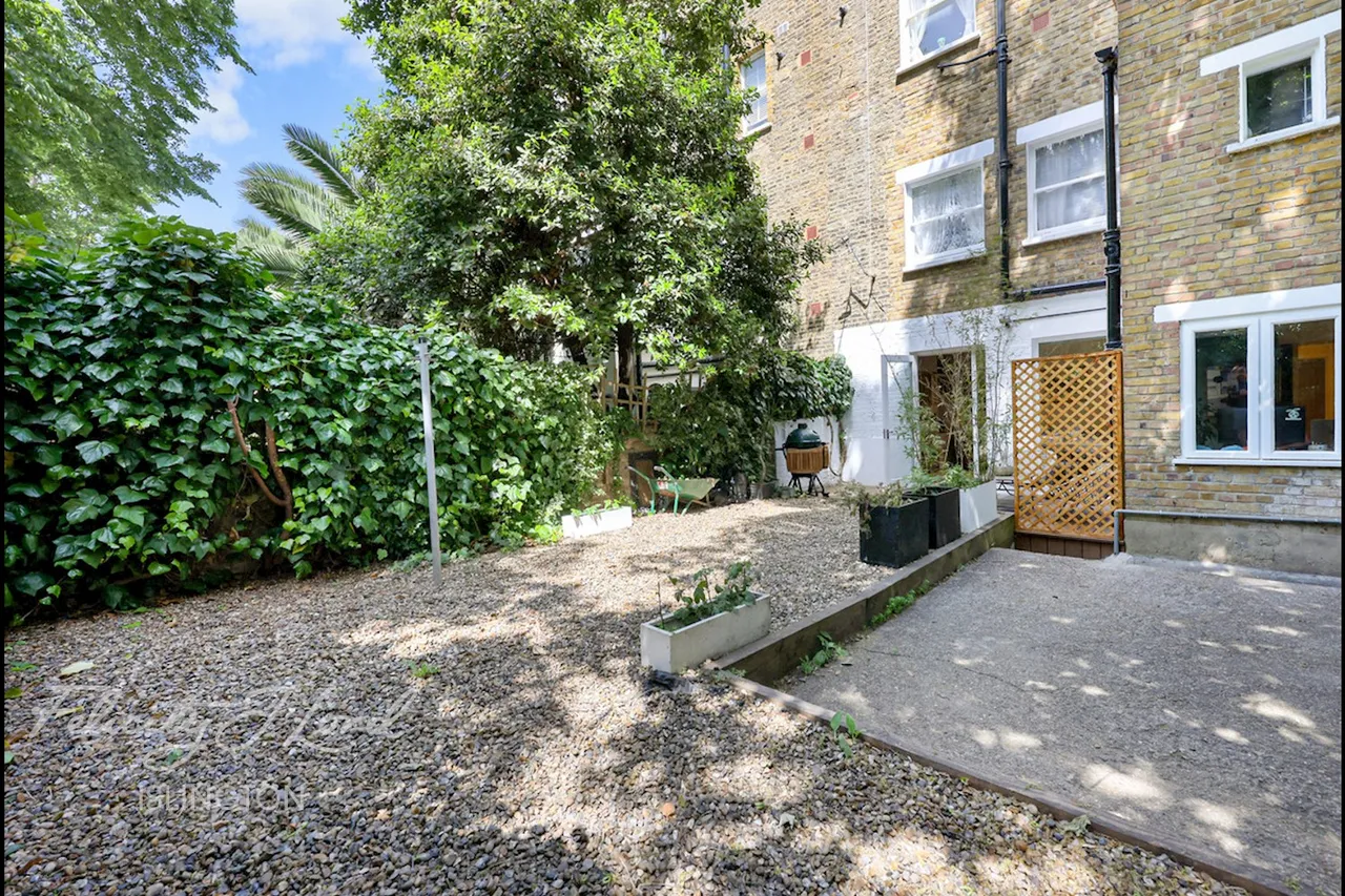 Beresford Road, London, photo 18