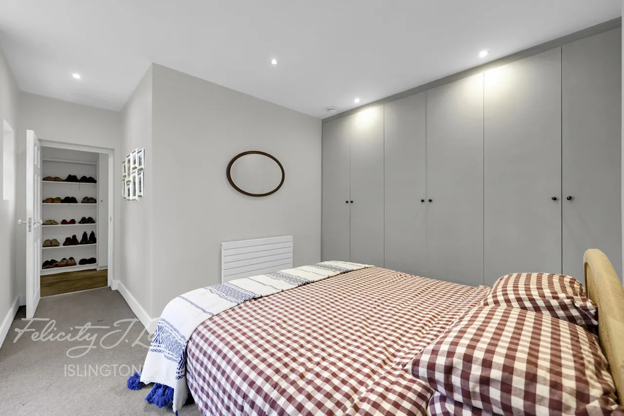 Beresford Road, London, photo 9