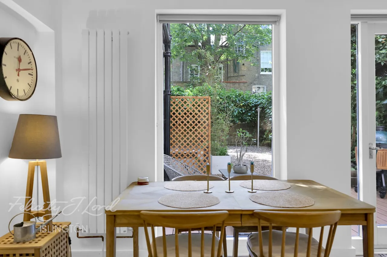 Beresford Road, London, photo 15