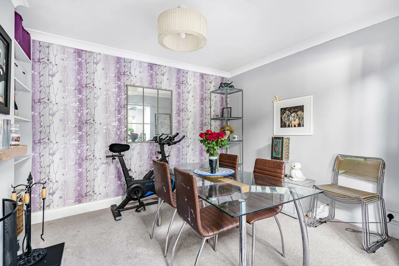 Albert Drive, Woking, GU21, photo 10