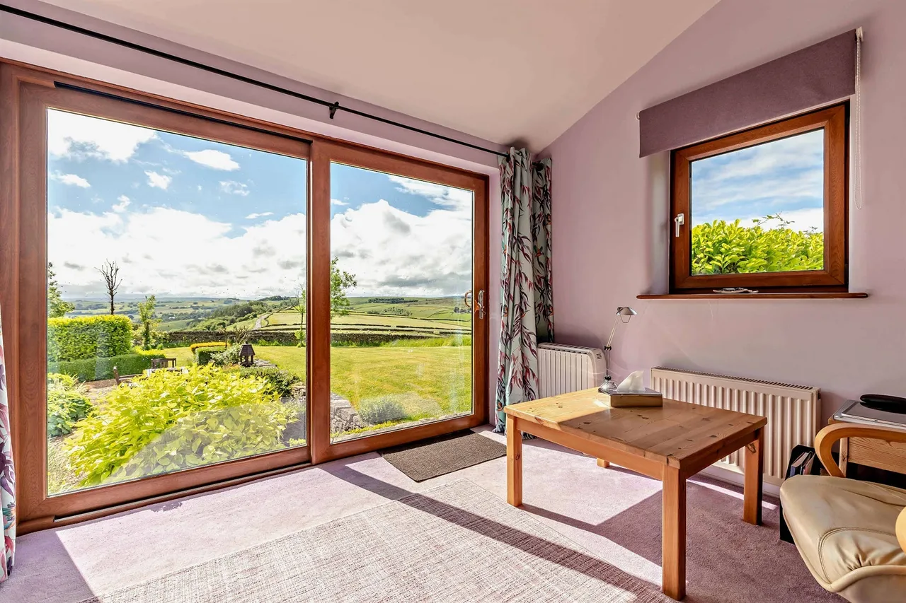 Eyam, Hope Valley, S32, photo 23