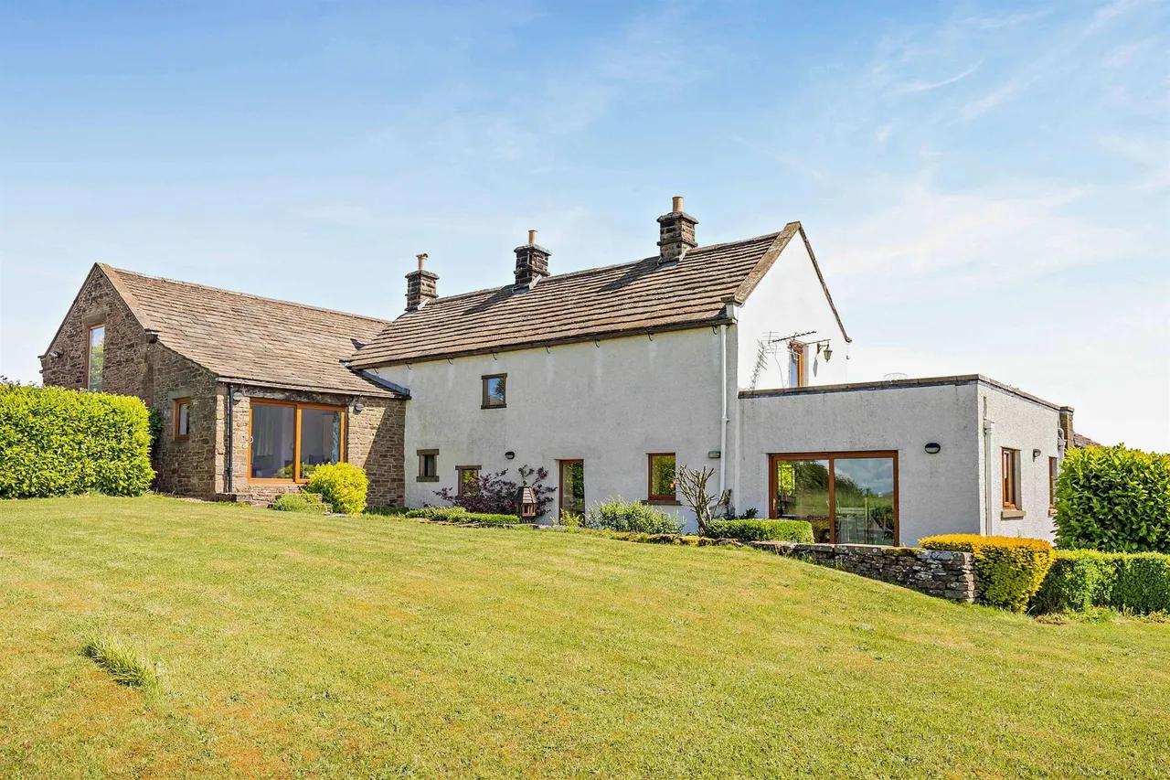 Eyam, Hope Valley, S32, photo 26