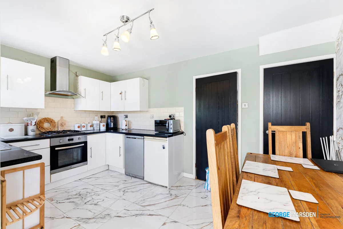 Wigan, WN3, photo 12
