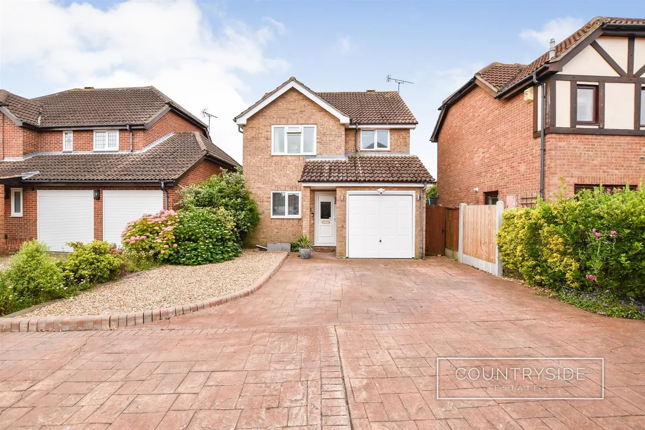 3 bed house for sale — Mountnessing, Hadleigh