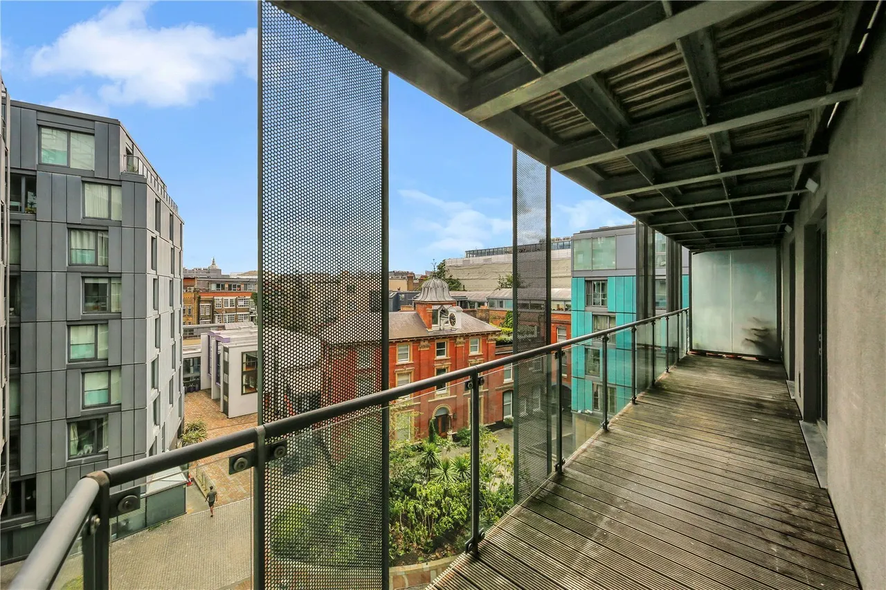 Brewhouse Yard, London, EC1V, photo 4