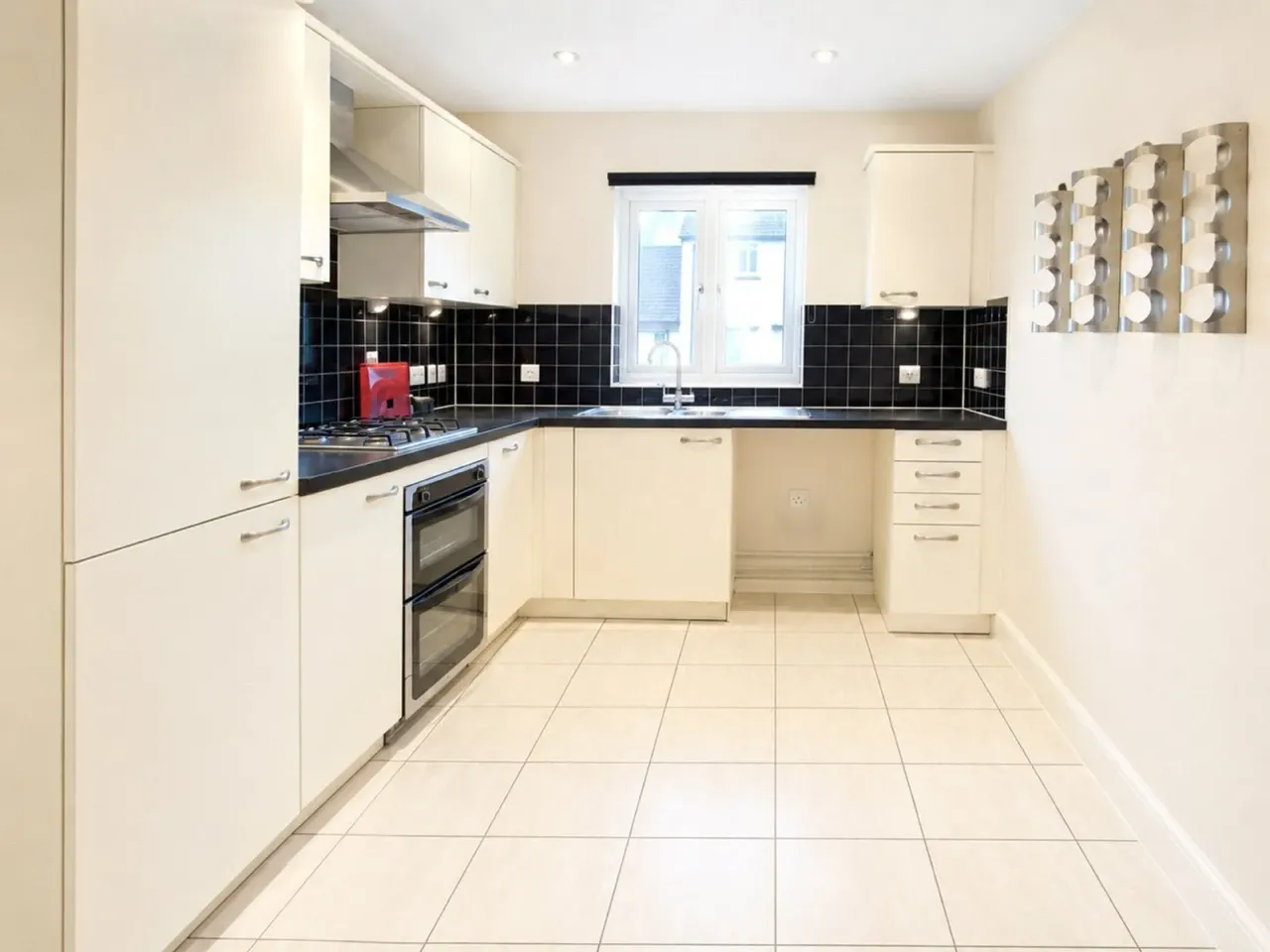 Shetland Close, Hailsham, East Sussex, BN27, photo 2