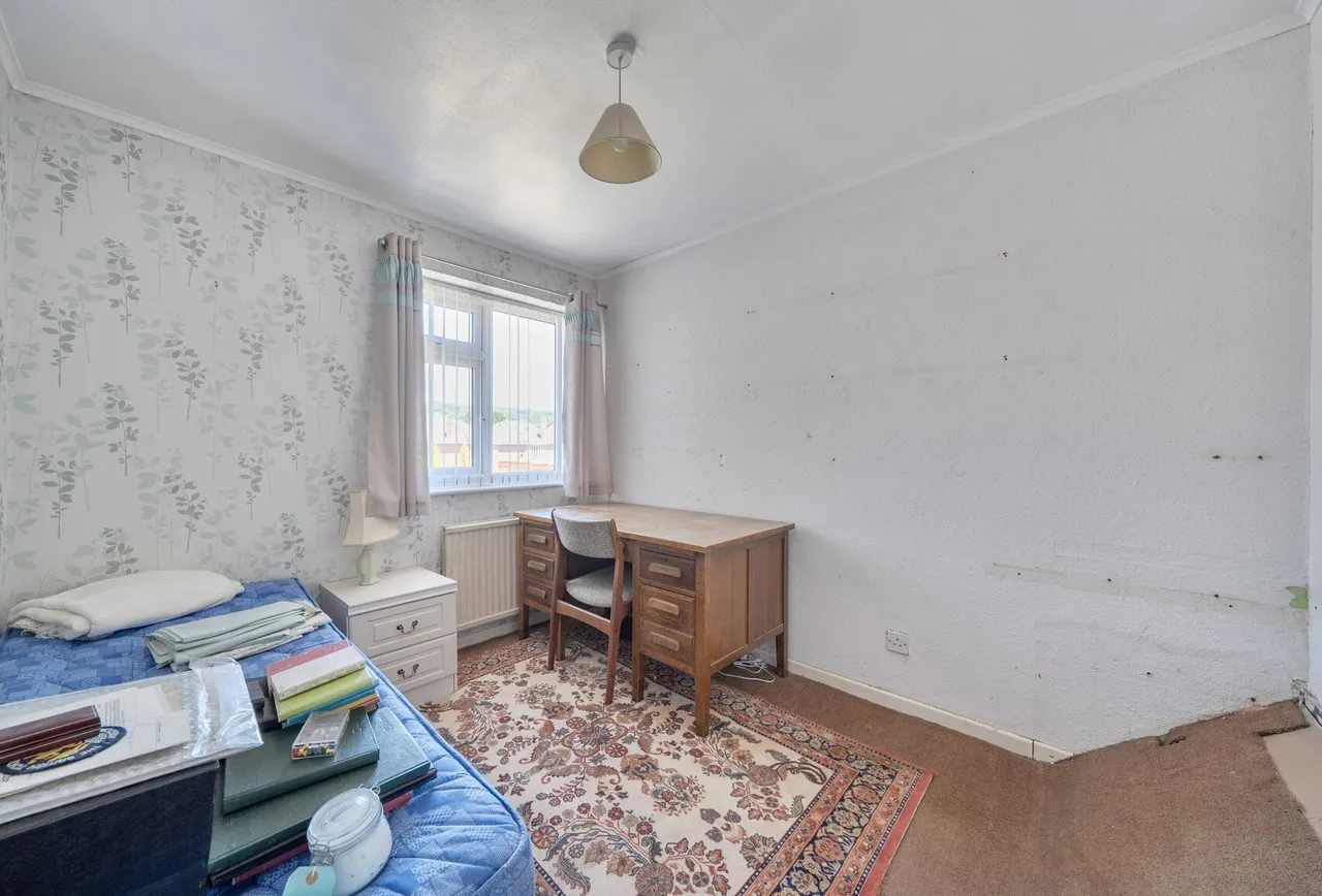 Delabere Road, Gloucestershire, Bishops Cleeve, GL52 8AN, photo 10
