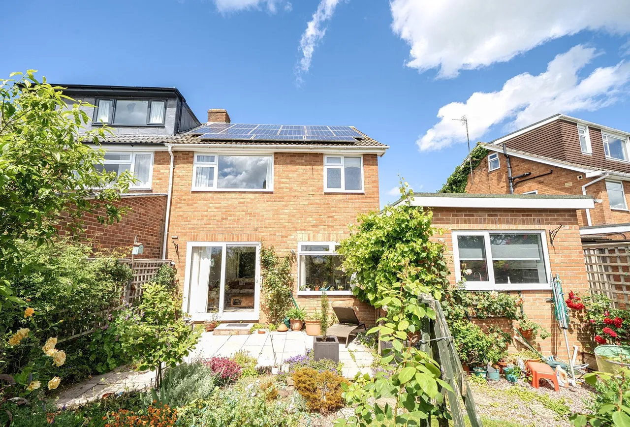 Delabere Road, Gloucestershire, Bishops Cleeve, GL52 8AN, photo 15