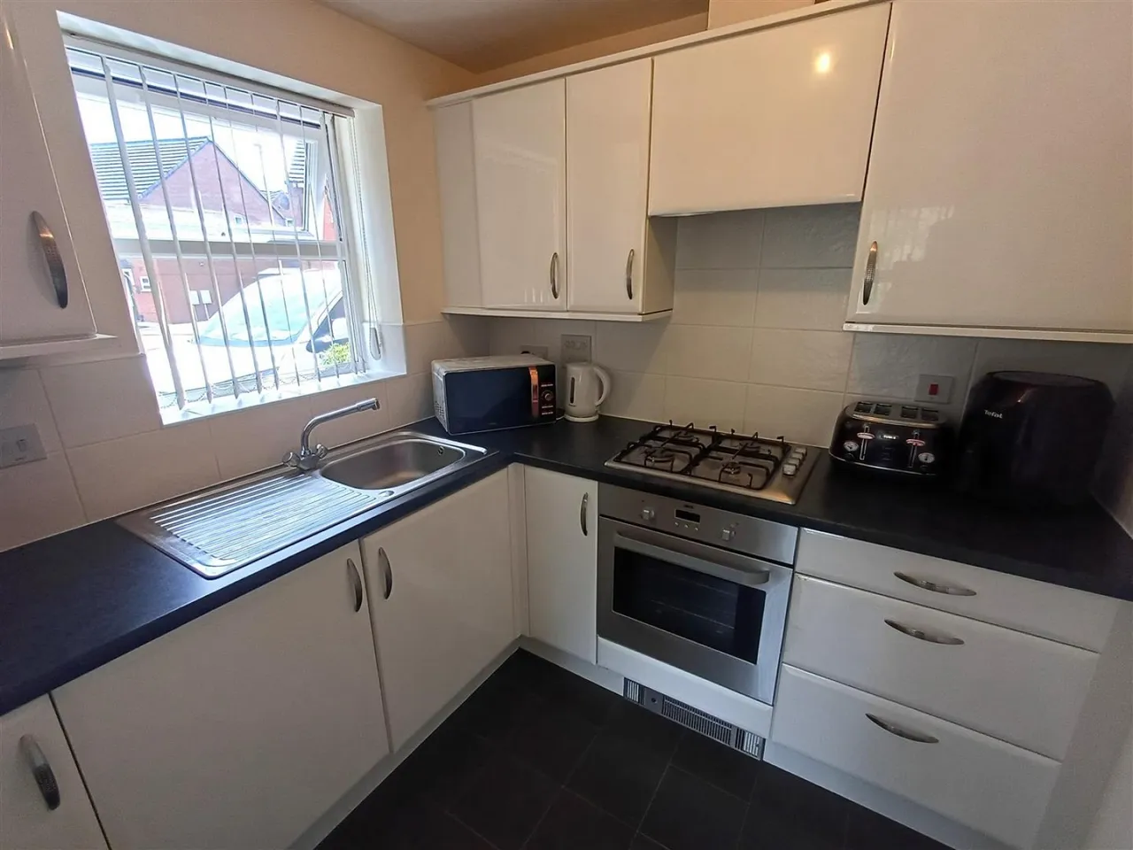 Brett Young Close, Halesowen, photo 9