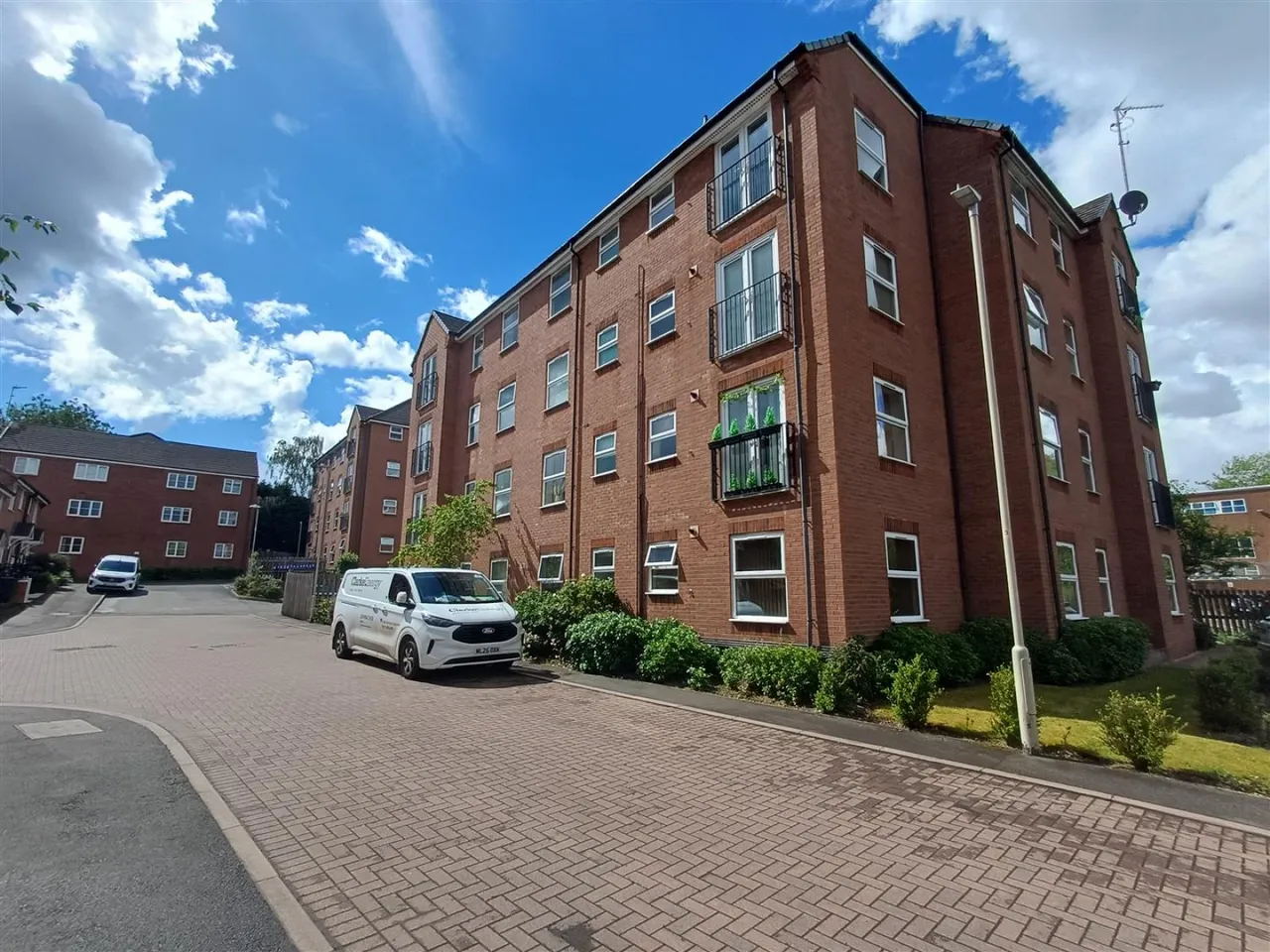 Brett Young Close, Halesowen, photo 2