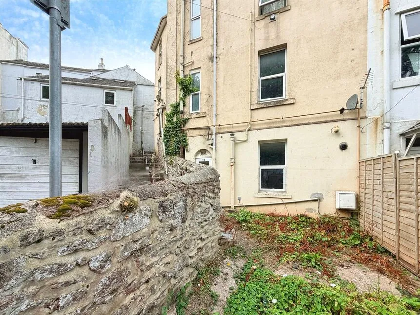 1 bed flat for sale — Brunswick Terrace, Torquay, Devon, TQ1