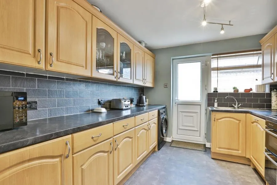 Keighley Avenue, Broadstone, BH18, photo 7
