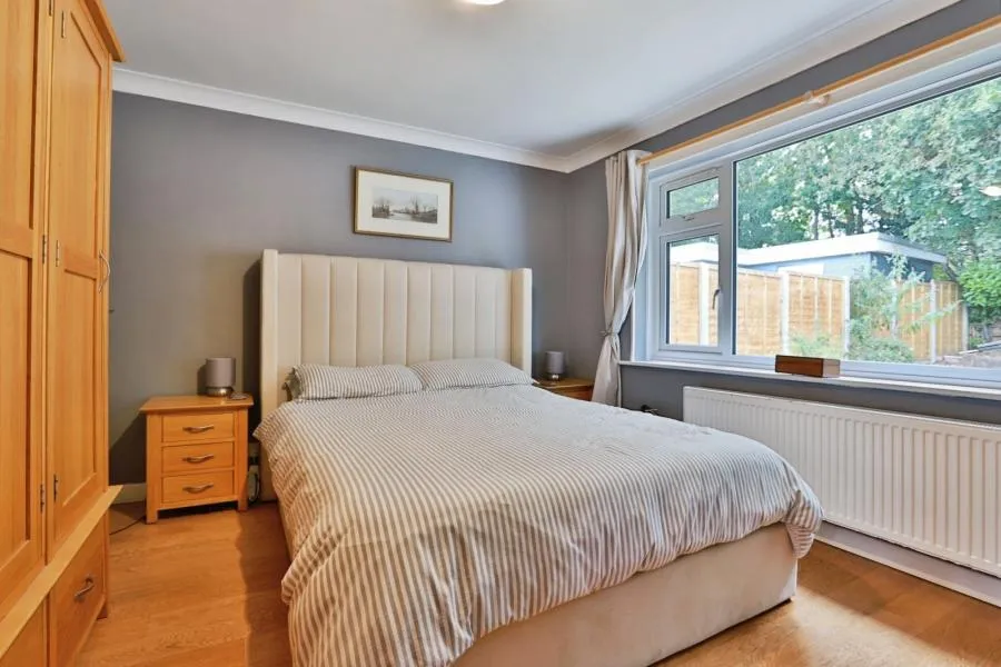 Keighley Avenue, Broadstone, BH18, photo 11