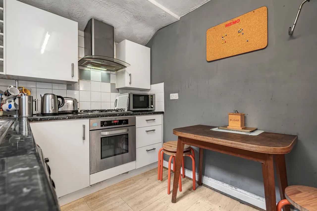 Barlow Road, Levenshulme, M19, photo 8