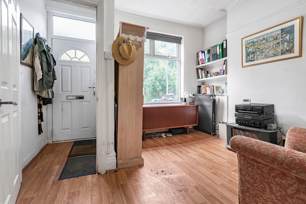 Barlow Road, Levenshulme, M19, photo 4