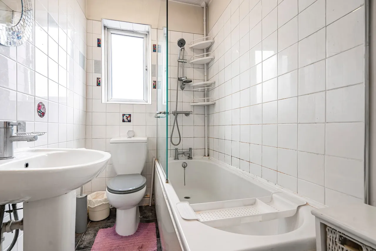 Barlow Road, Levenshulme, M19, photo 15
