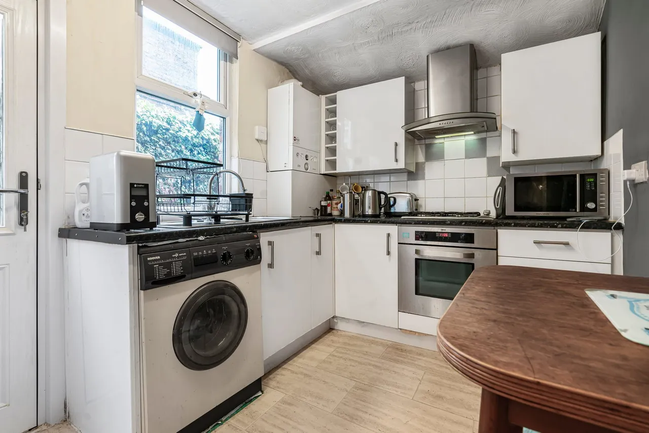 Barlow Road, Levenshulme, M19, photo 7