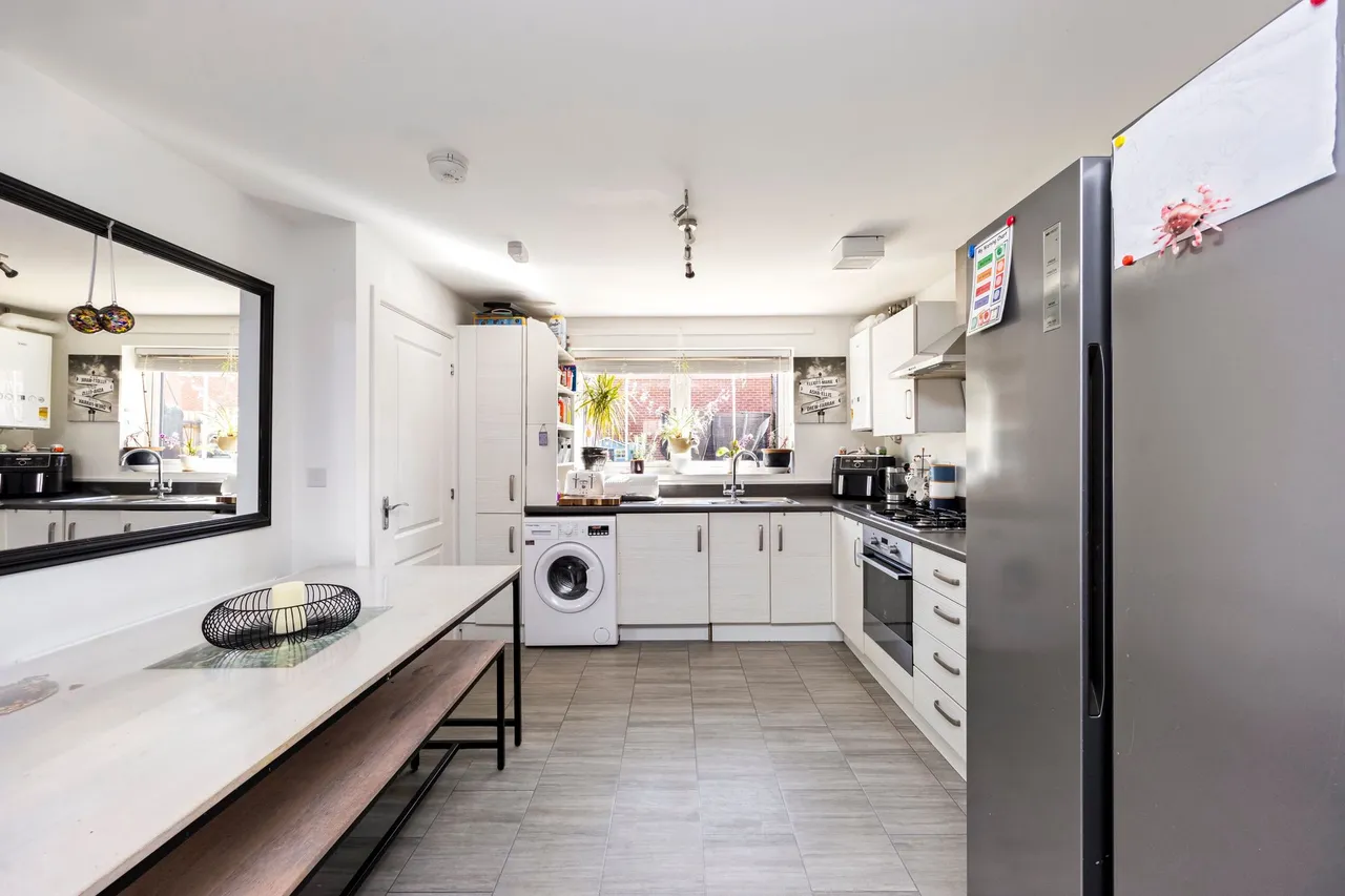 Alma Copse, Haywards Heath, RH16, photo 5