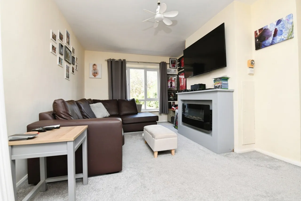 Spenders Close, Basildon, Essex, SS14, photo 3