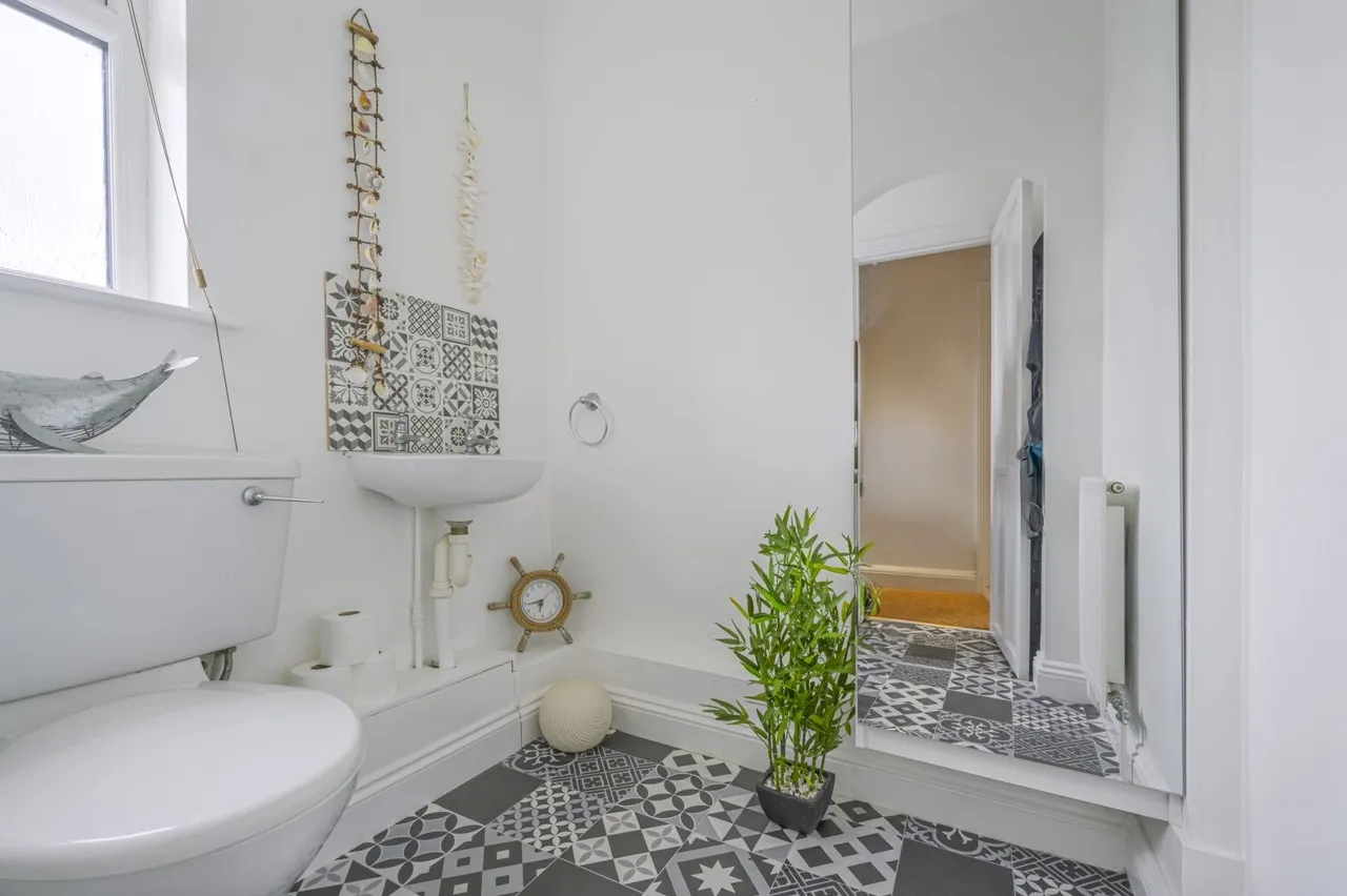 Woodlands Road, Cirencester, GL7, photo 5
