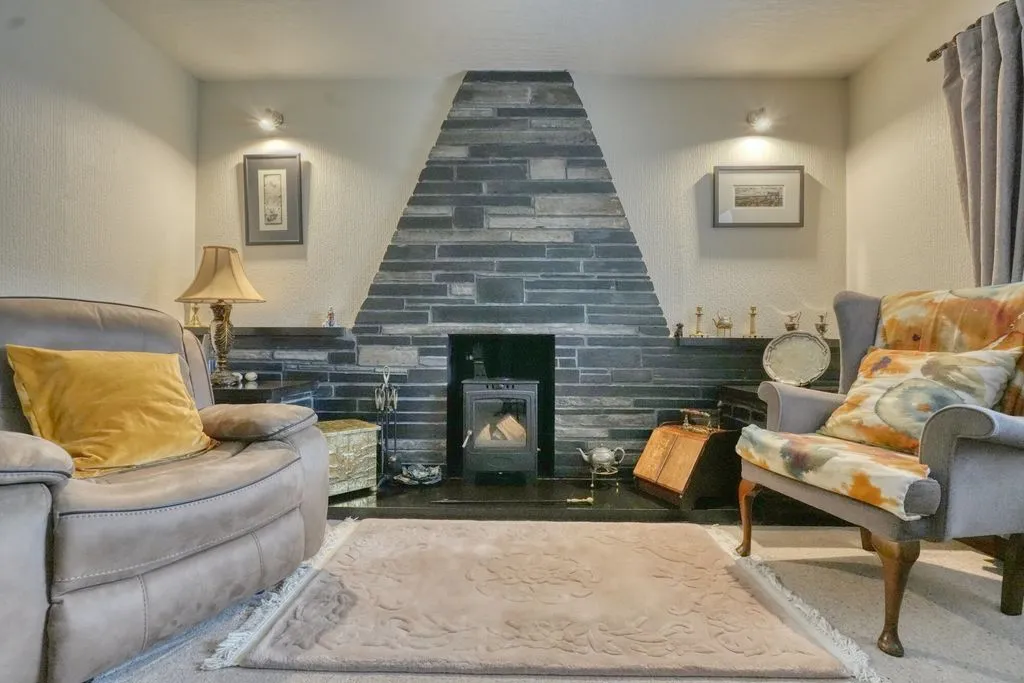 57 George Street, Halkirk KW12 6YE, photo 2