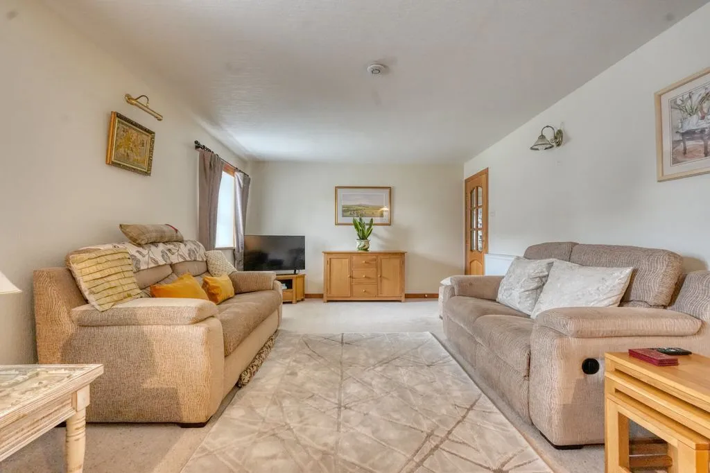57 George Street, Halkirk KW12 6YE, photo 9