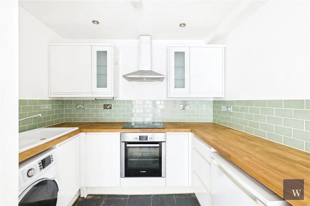 Barrhill Road, London, SW2, photo 2
