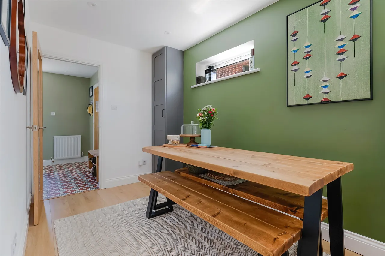 Alexander Road, Reigate, RH2, photo 11